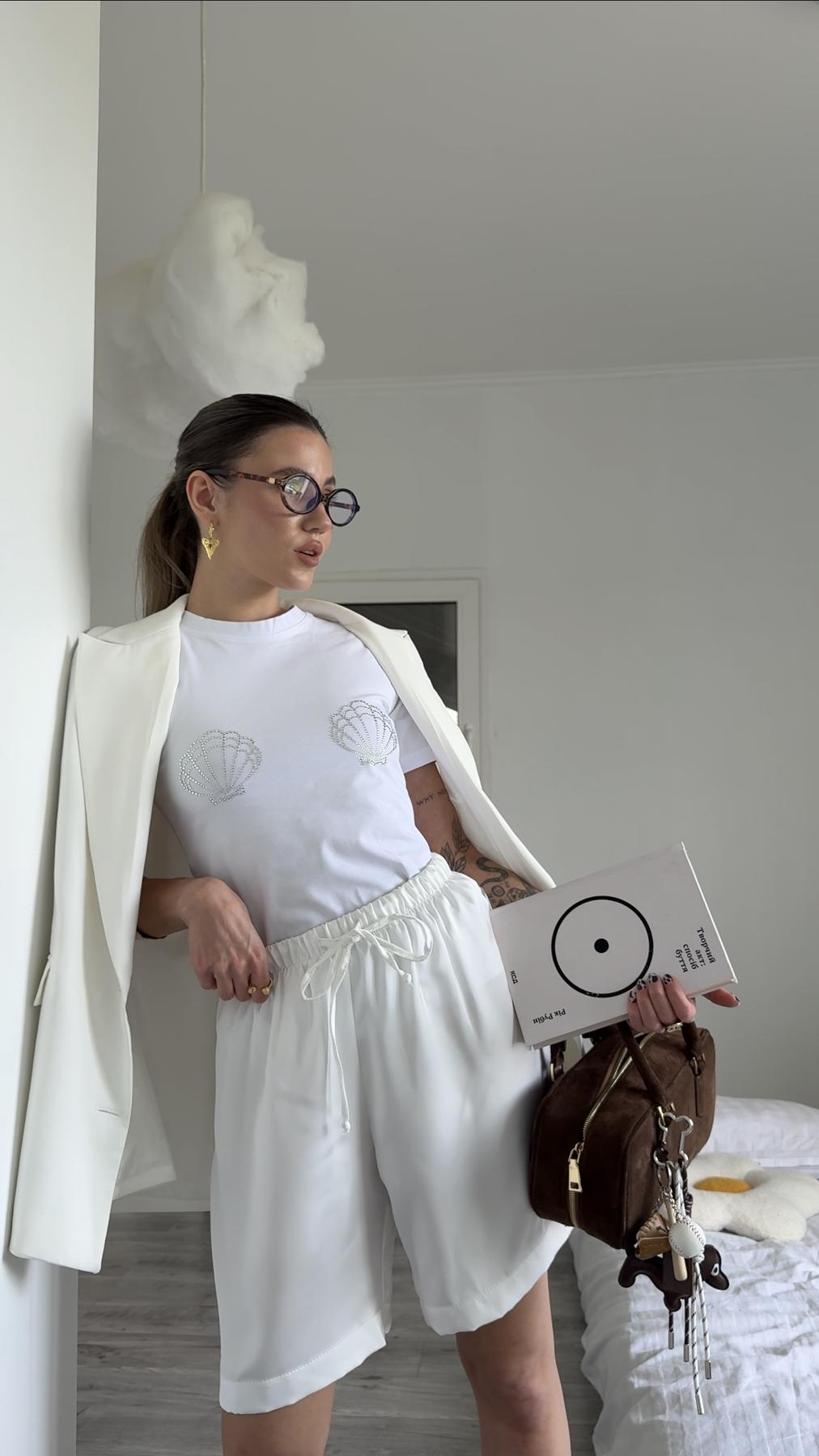 Шорти  з сатину шампань