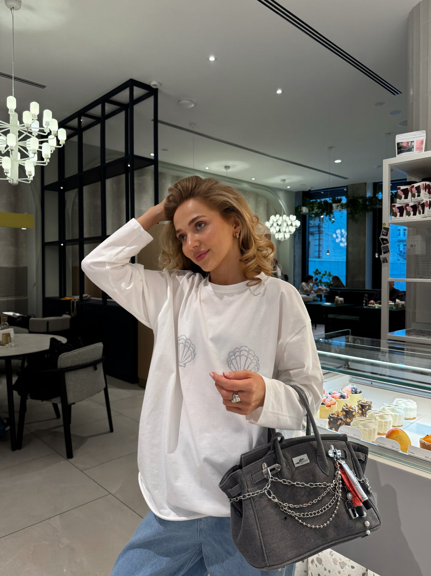 Лонгслів оверсайз мушля