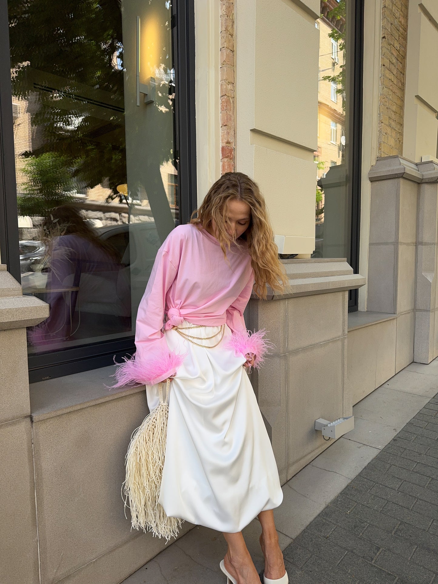 Лонгслів з натуральним страусиним пірʼям