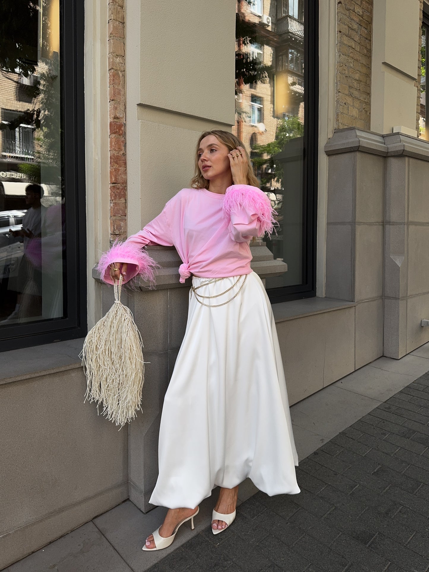 Лонгслів з натуральним страусиним пірʼям