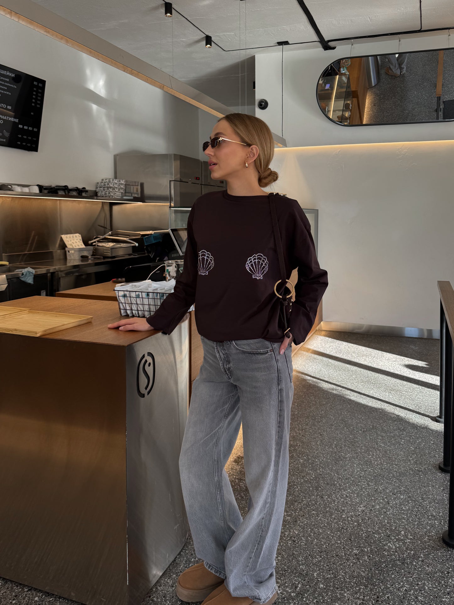 Лонгслів оверсайз мушля