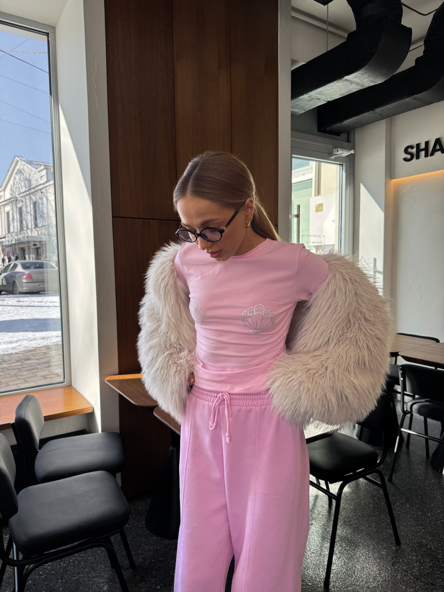 Лонгслів мушля приталений