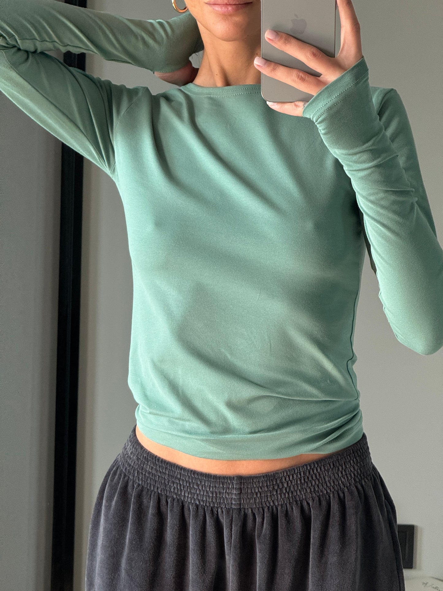 Лонгслів приталений