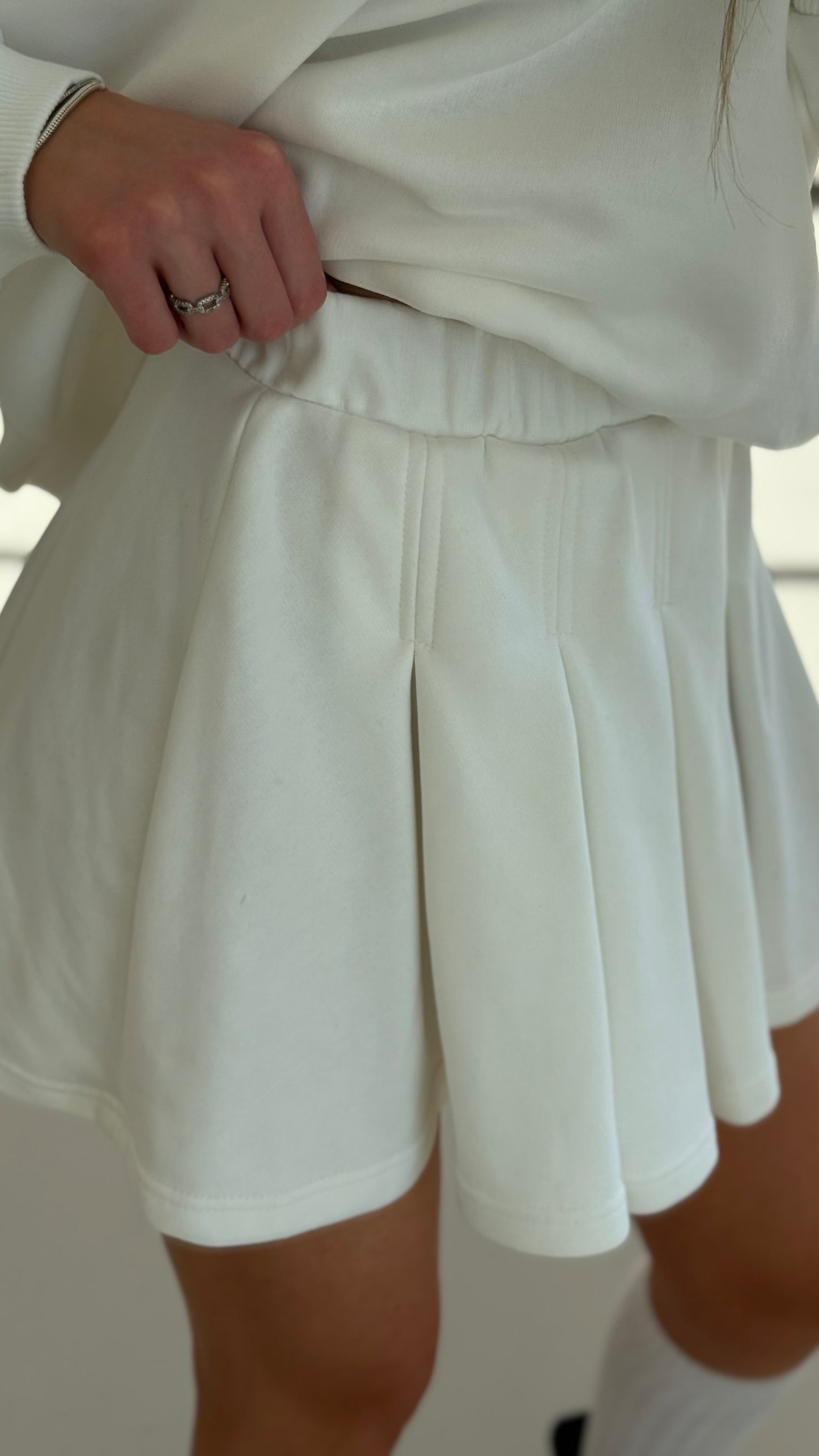 Світшот і спідниця "Inspire club"