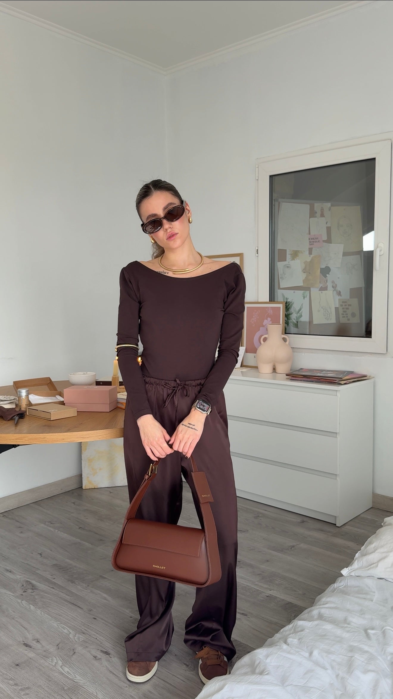 Боді з відкритою спинкою