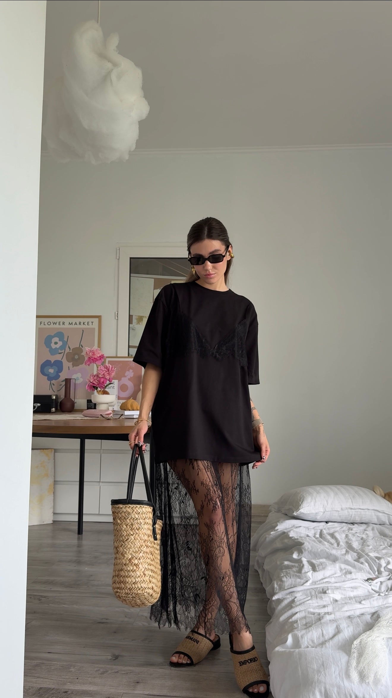 Футболка з мереживним ліфом