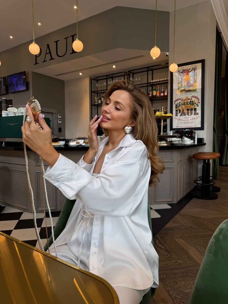 Рубашка сатинова молочна