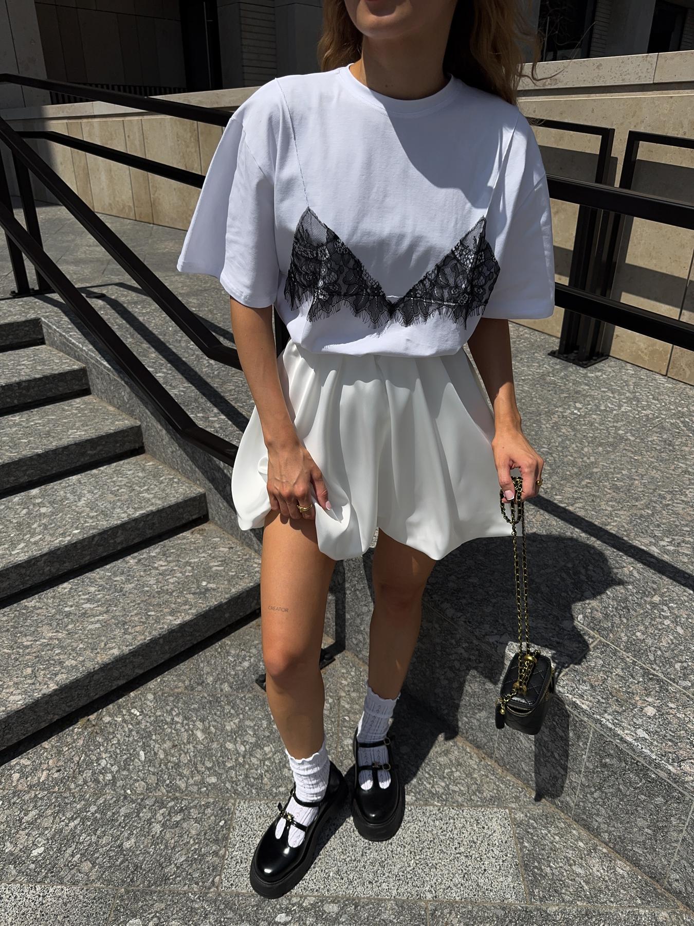 Футболка біла з чорним мереживним ліфом