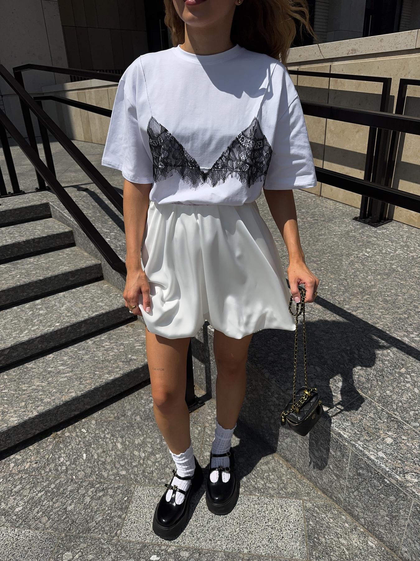 Футболка біла з чорним мереживним ліфом 