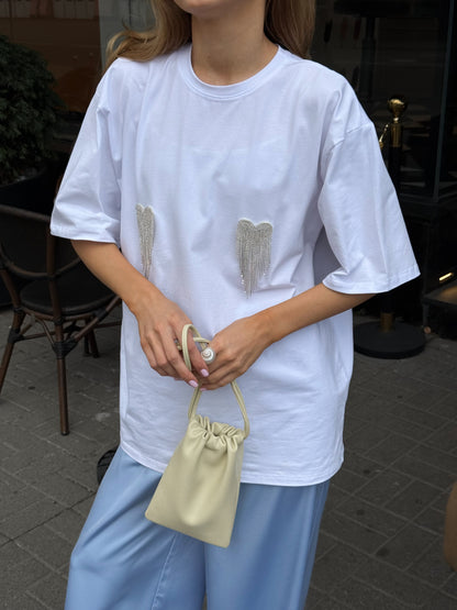 Футболка оверсайз з сердечками з страз