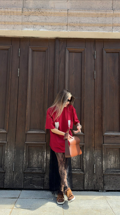 Футболка оверсайз з сердечками з страз