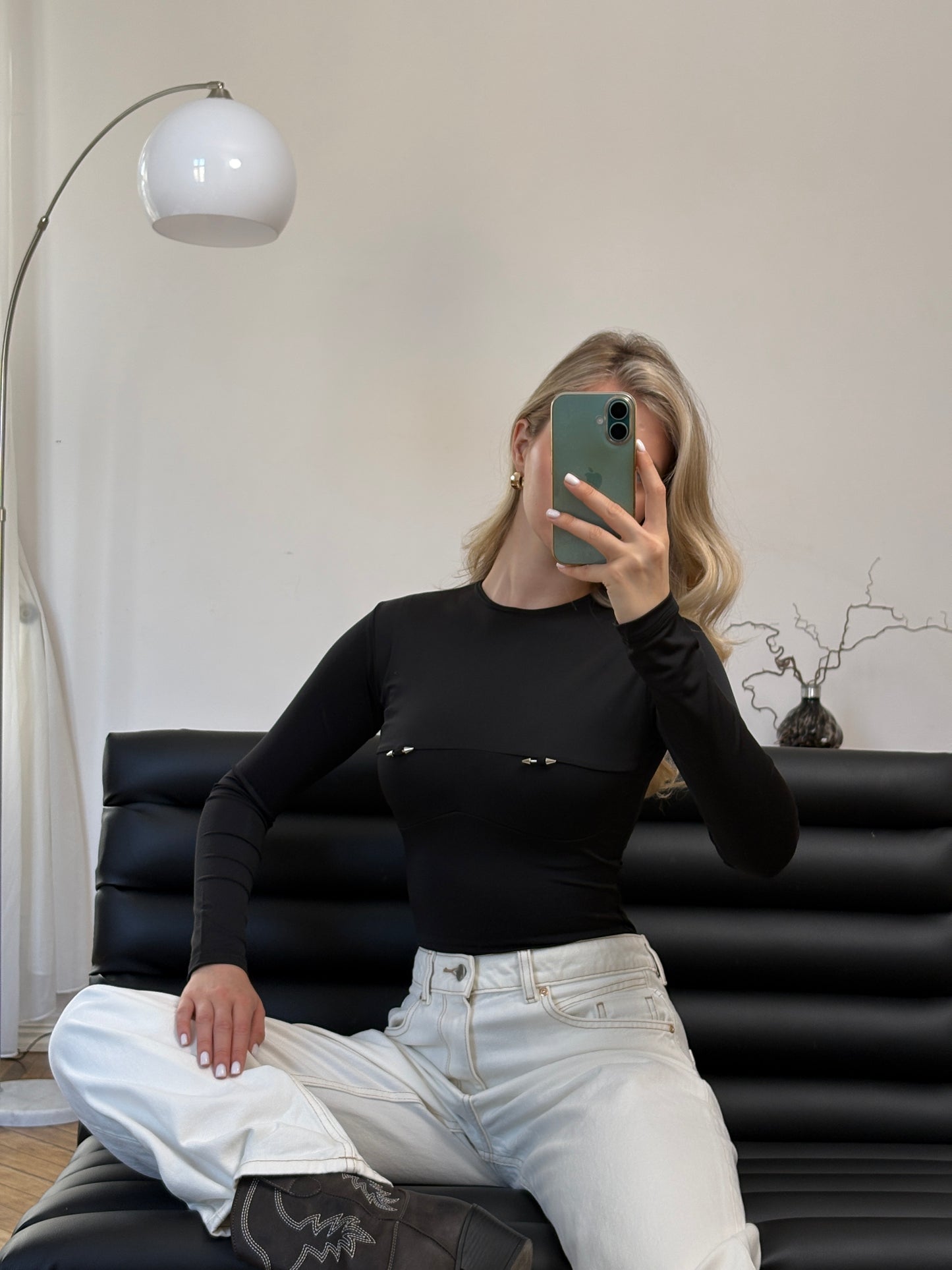 Боді з акцентним пірсингом