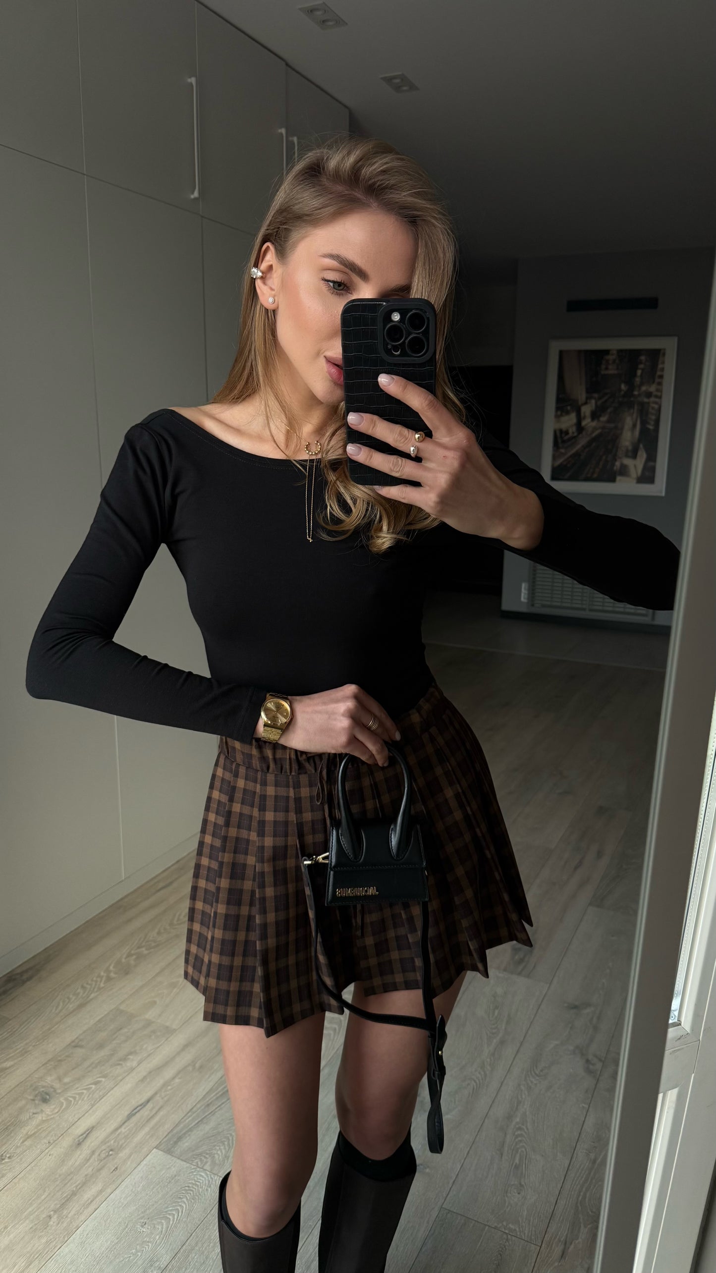 Боді з відкритою спинкою