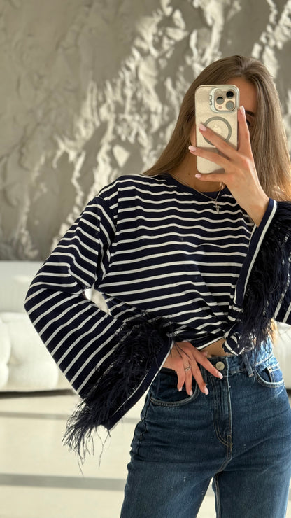 Лонгслів з натуральним страусиним пірʼям