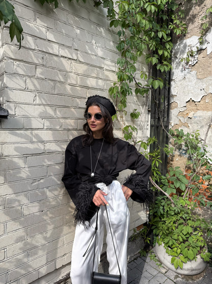 Лонгслів з натуральним страусиним пірʼям