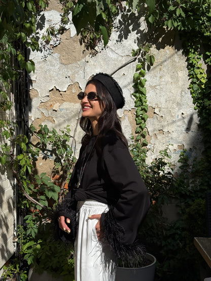 Лонгслів з натуральним страусиним пірʼям