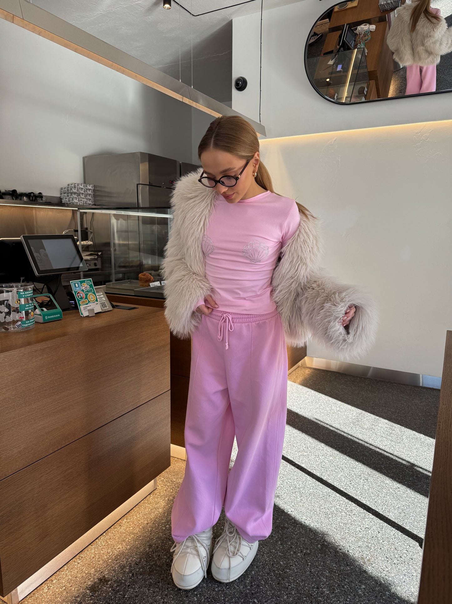 Лонгслів мушля приталений