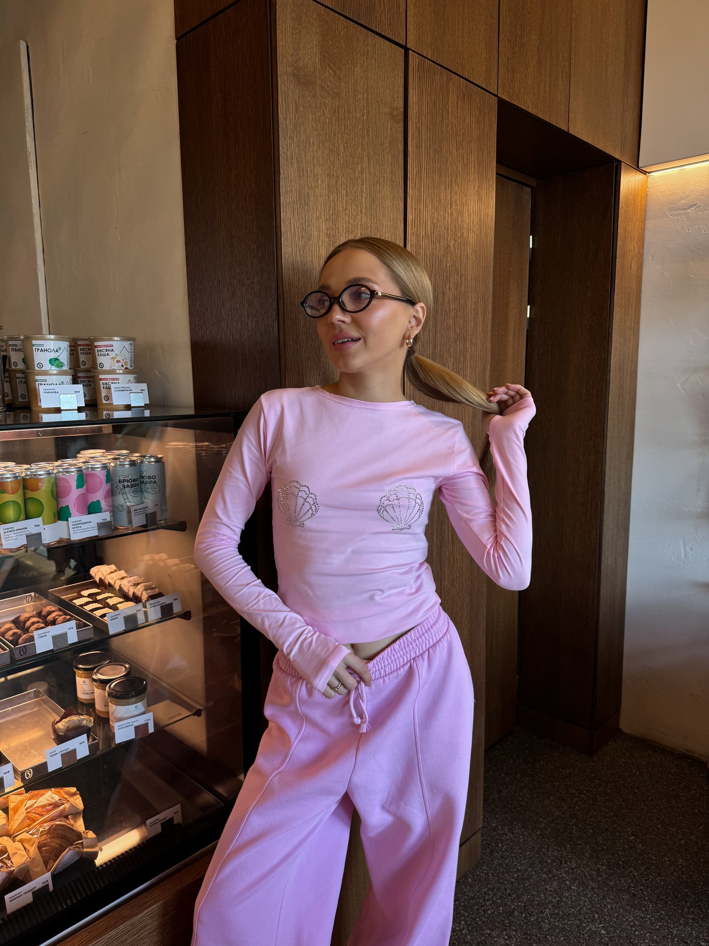 Лонгслів мушля приталений