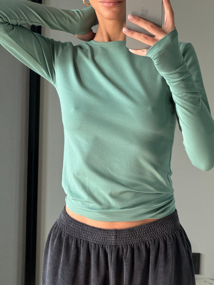 Лонгслів приталений