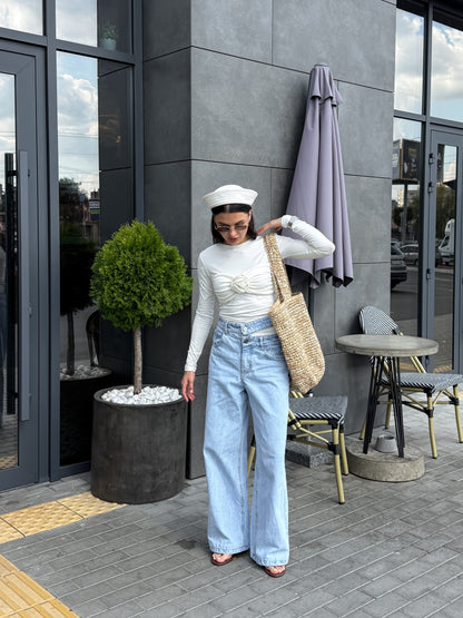 Лонгслів з трояндою на грудях