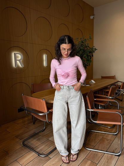 Лонгслів з трояндою на грудях