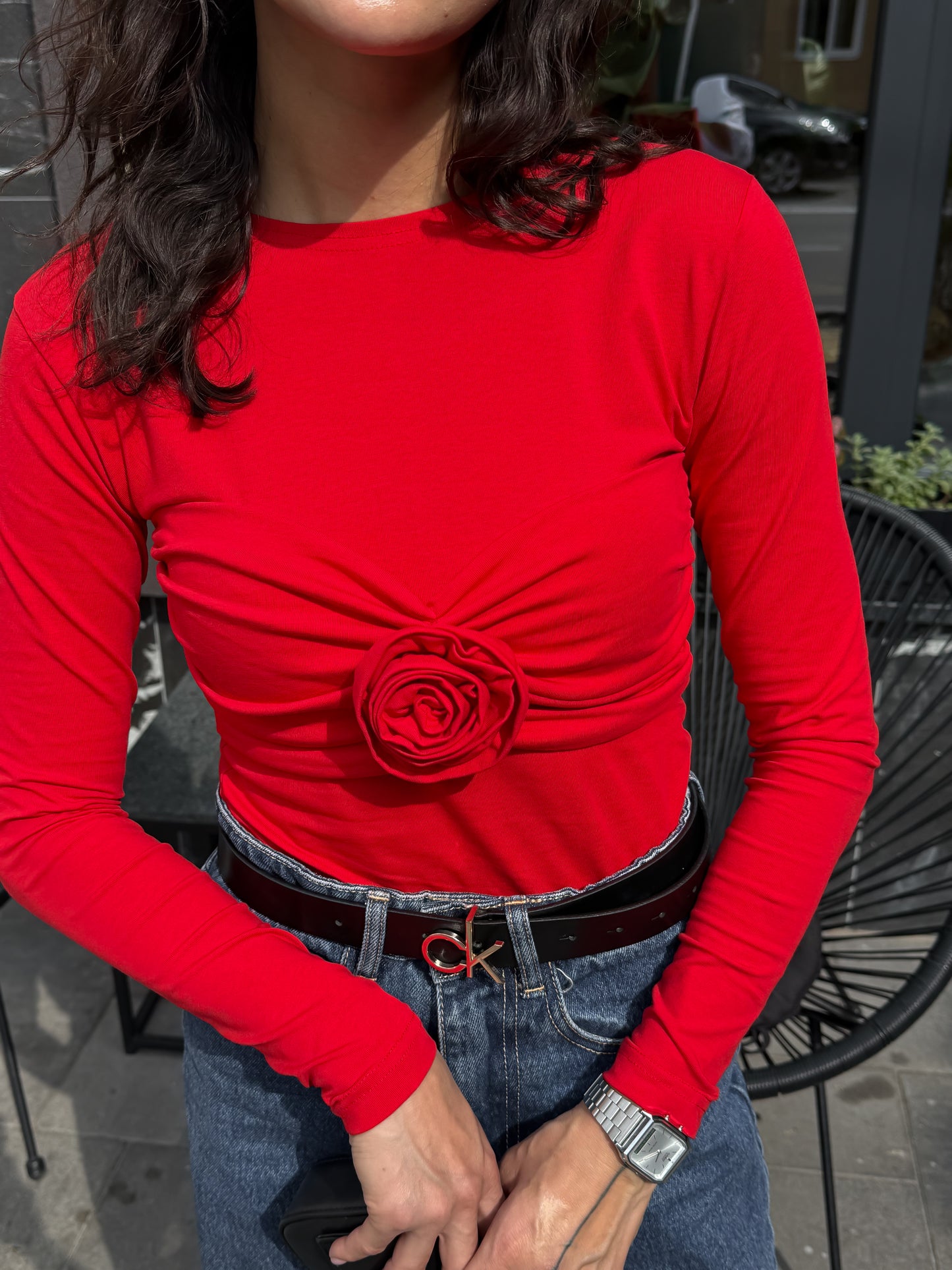 Лонгслів з трояндою на грудях