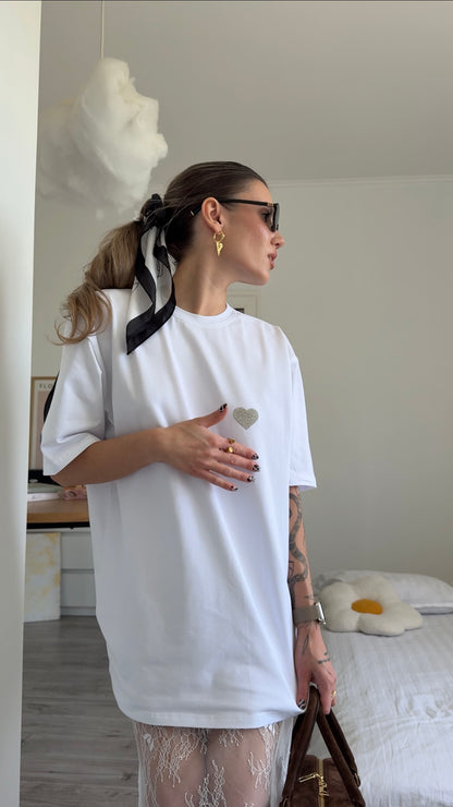 Футболка з одним серденьком