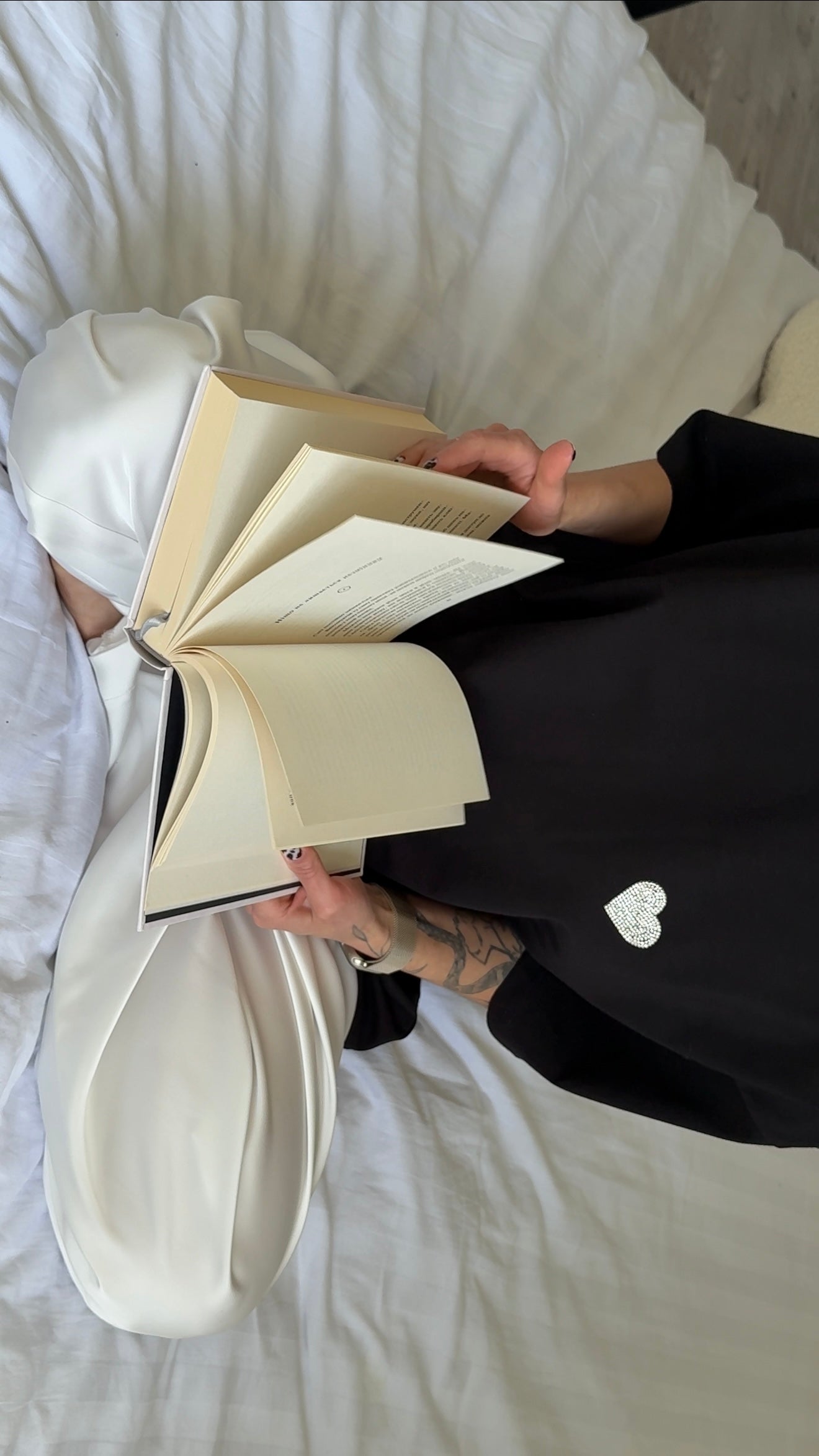 Футболка з одним серденьком