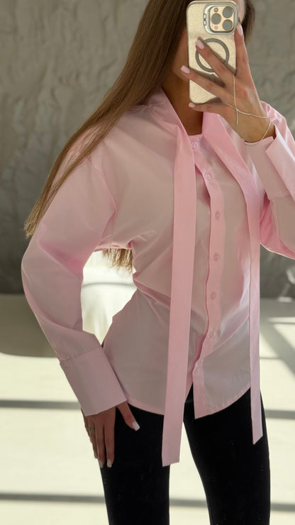 Блуза з зав'язками