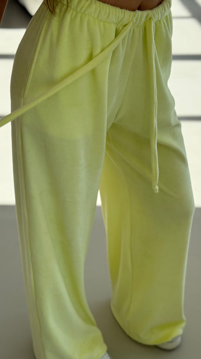 Велюровий костюм