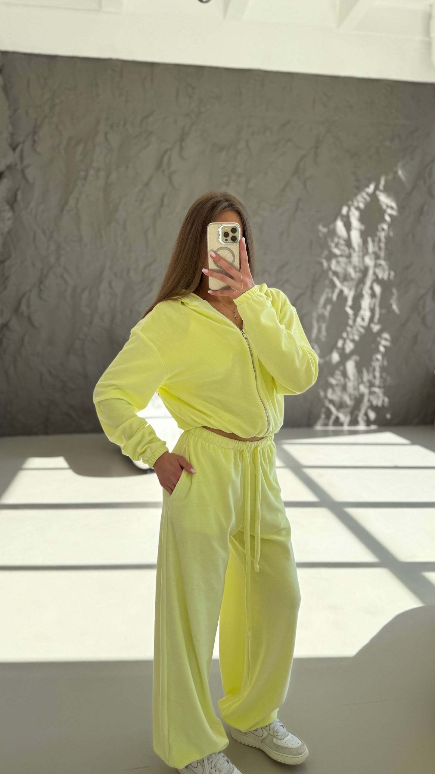 Велюровий костюм