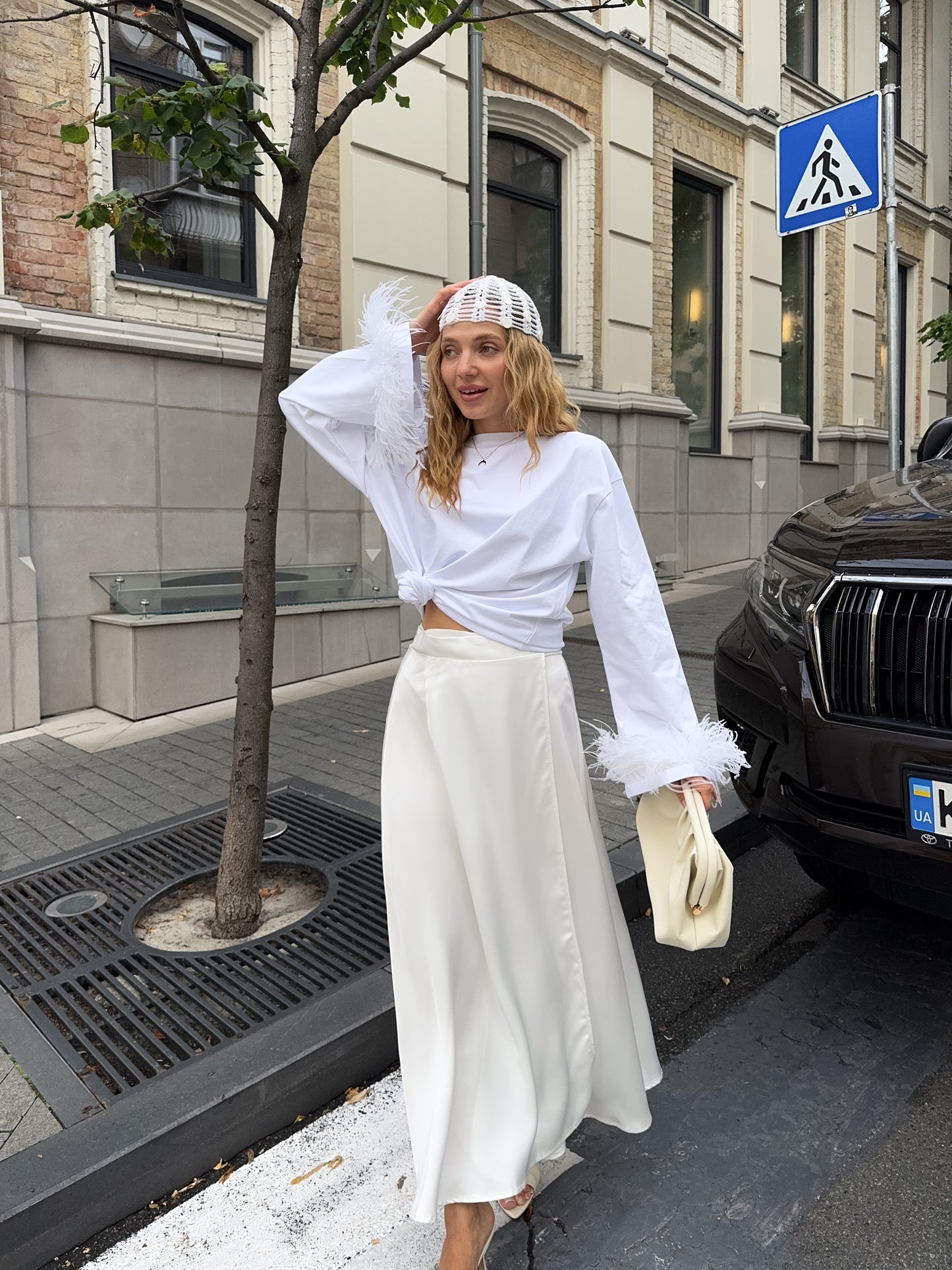 Спідниця сатинова максі на запах