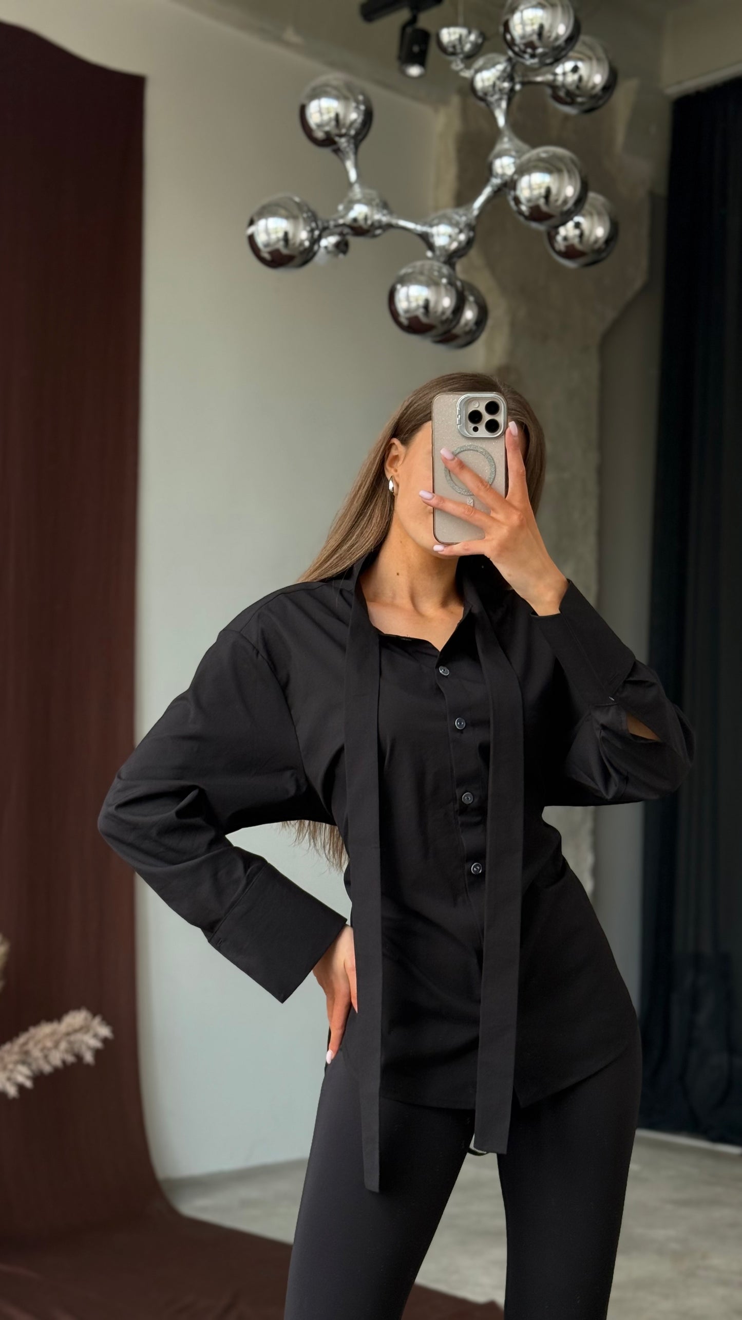 Блуза з зав'язками