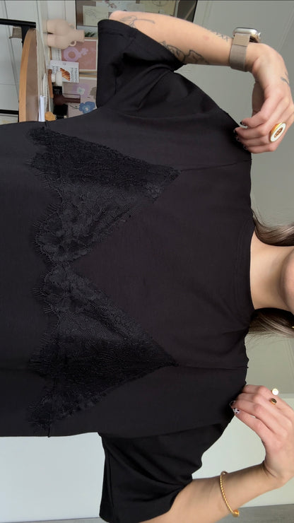 Футболка з мереживним ліфом