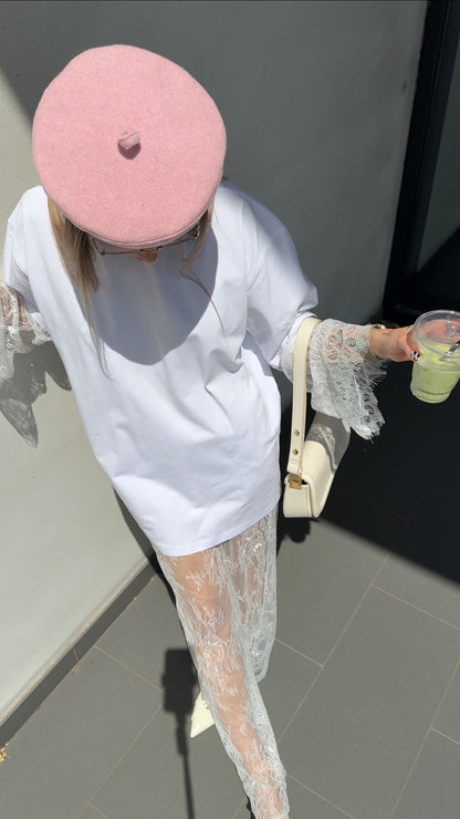 Футболка з мереживними рукавами