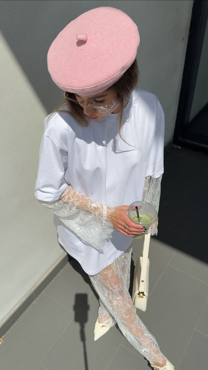 Футболка з мереживними рукавами