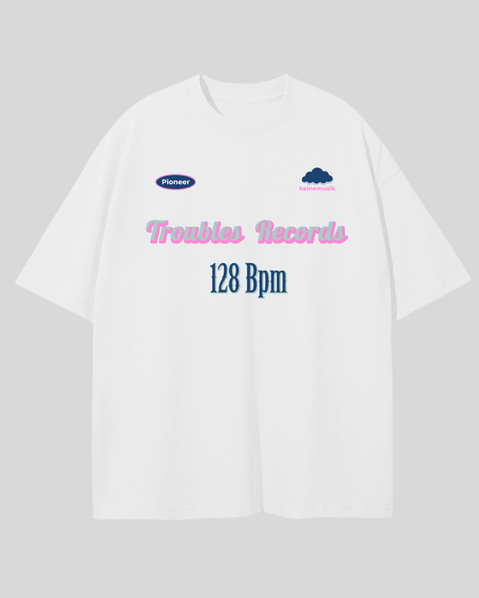 Футболка оверсайз білий troubles