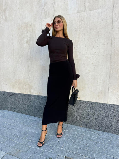 Лонг з трояндами на рукавах шоколад