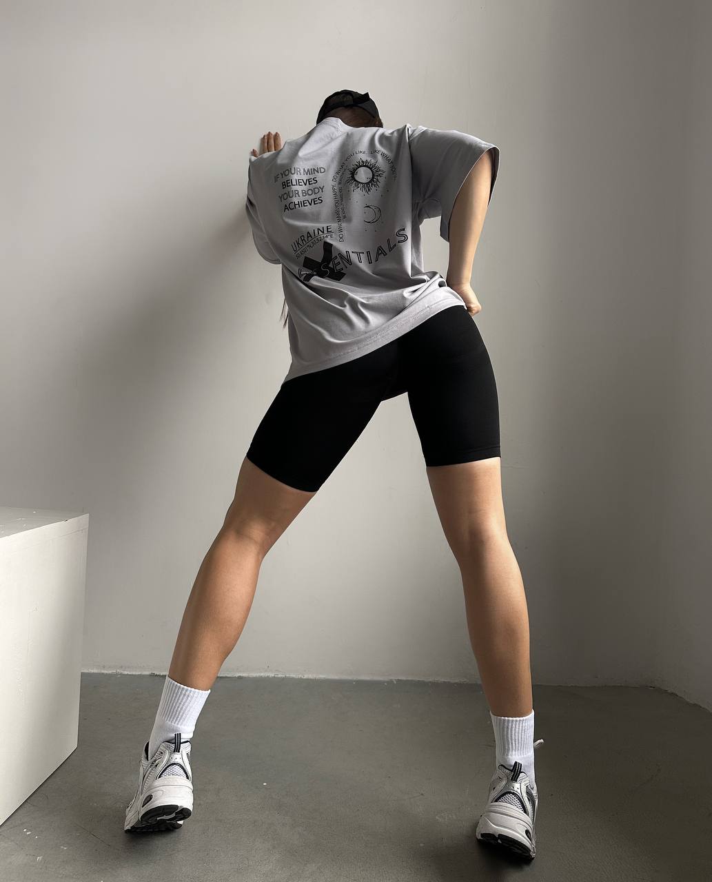 Футболка "Essentials"