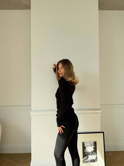 Термолонгслів з мікрофлісу з прорізами для пальчика