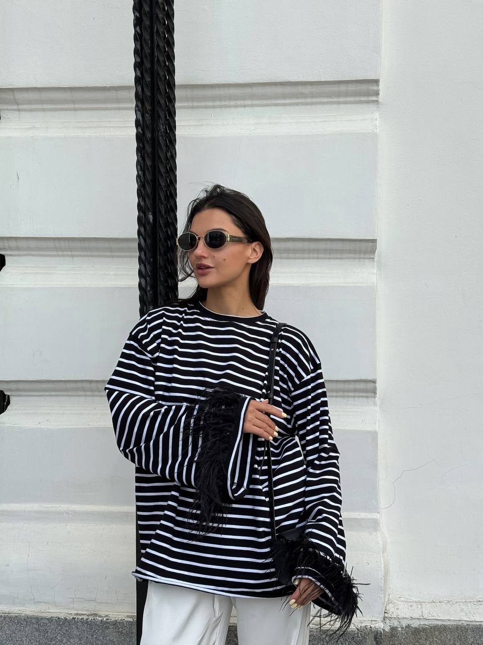 Лонгслів з натуральним страусиним пірʼям